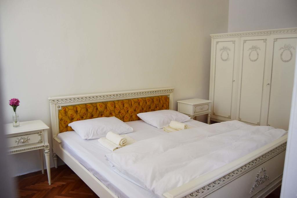 Contessa Apartment Cluj Napoca Екстериор снимка