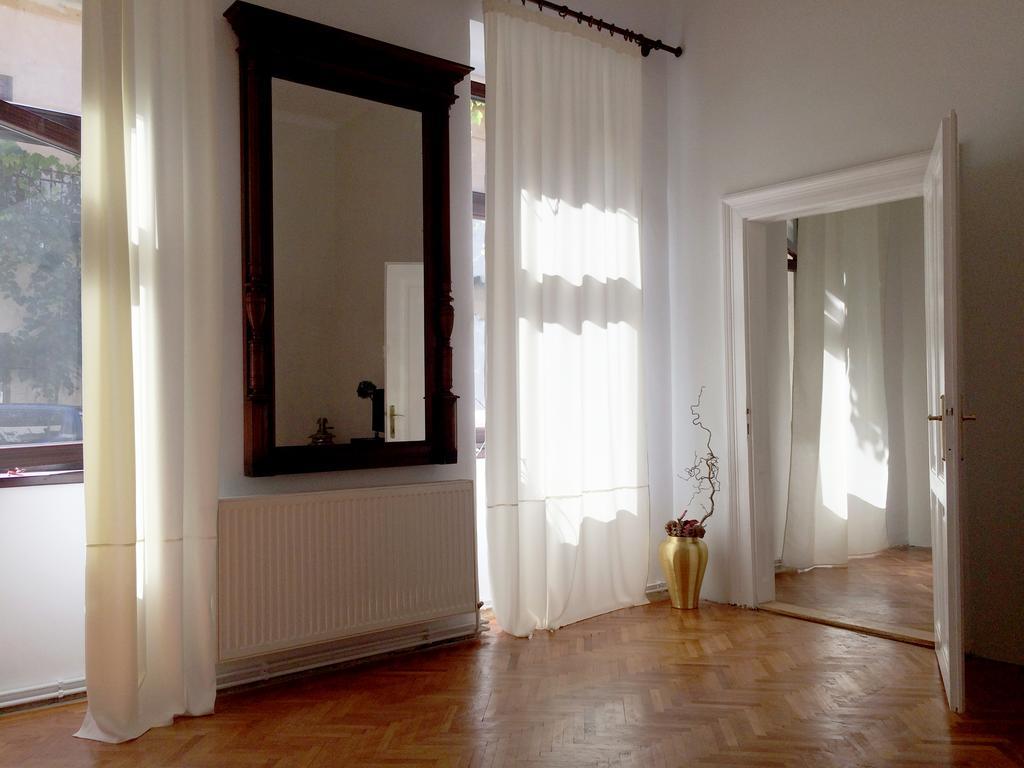 Contessa Apartment Cluj Napoca Екстериор снимка